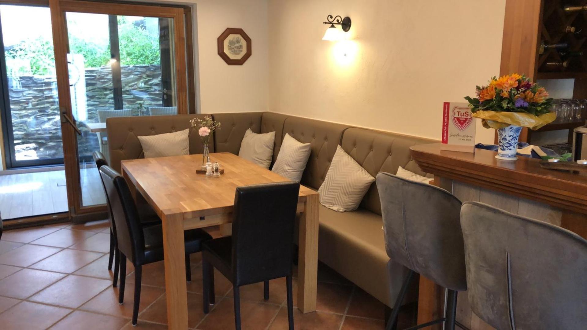 Rheinliebe Bistro Und Pension Lorch am Rhein Eksteriør bilde